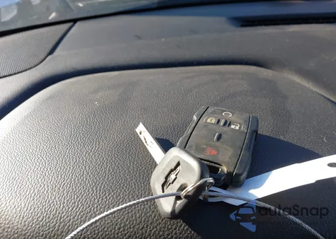 2015 Chevrolet Silverado 1500 1Lt from USA, damaged, VIN 1GCVKREC9FZ445008